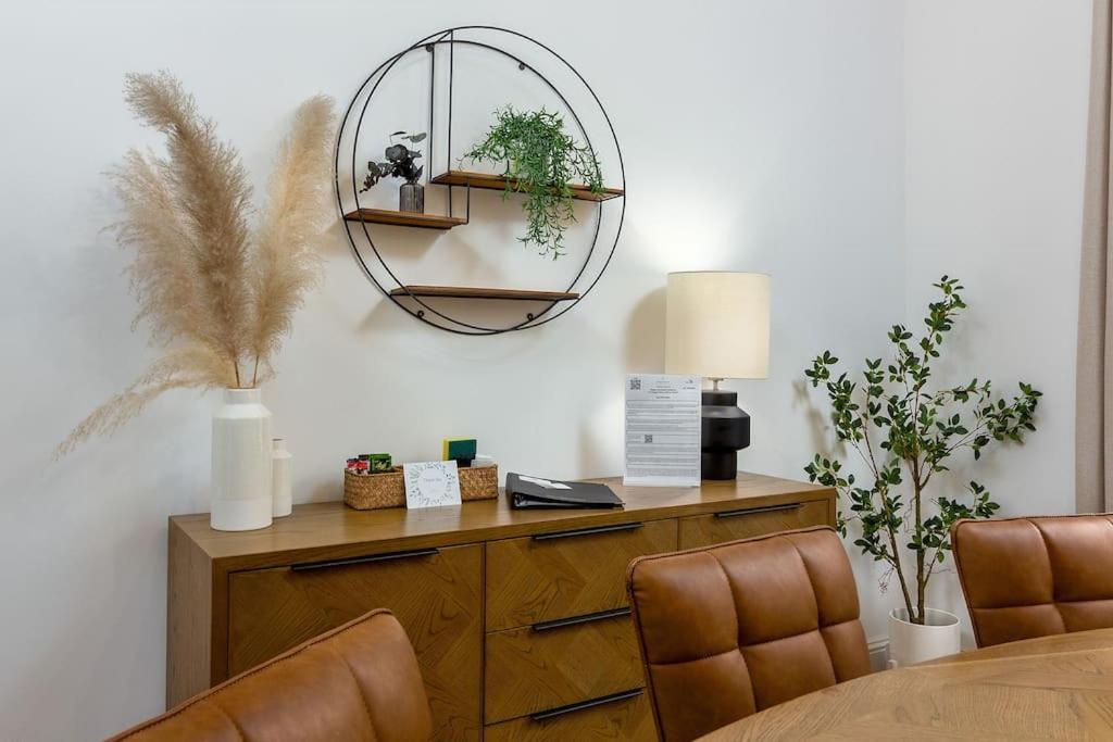 The Stylish 3-Bedroom Maisonette Retreat Stirling Eksteriør billede